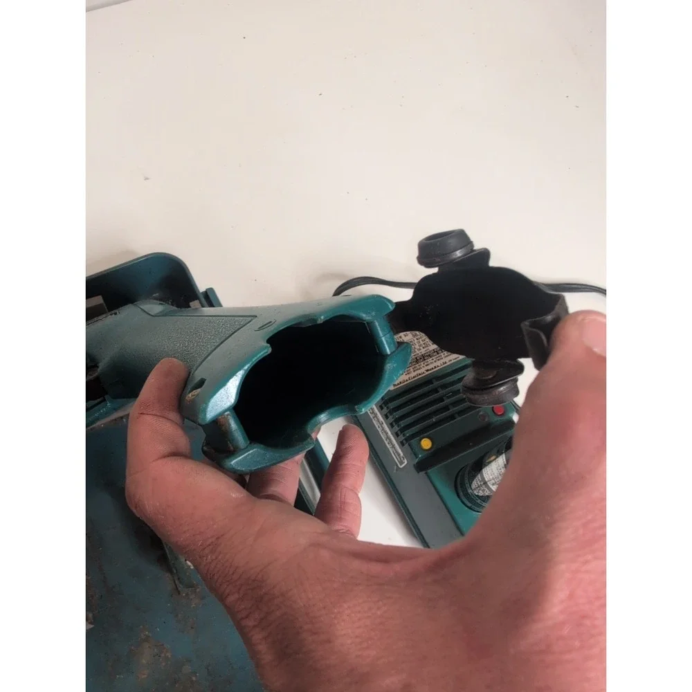 MAKITA 6012HD DRILL 9.6V, Case, Charger